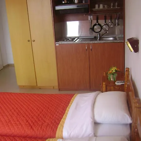 View To The Sea Apartment *